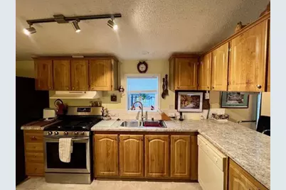 2216 Edgeview Drive, Monroe, WI 53566 - Photo 2