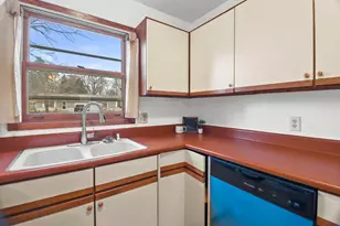 1114 N Osborne Ave, Janesville, WI 53548 - Photo 24