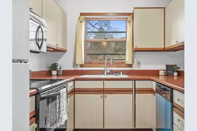 1114 N Osborne Avenue, Janesville, WI 53548 - Photo 18