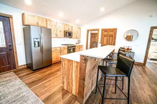 N8610 Island View Dr, New Lisbon, WI 53950 - Photo 8