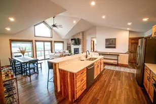 N8610 Island View Dr, New Lisbon, WI 53950 - Photo 6