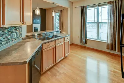 8280 Starr Grass Drive, Madison, WI 53719 - Photo 14