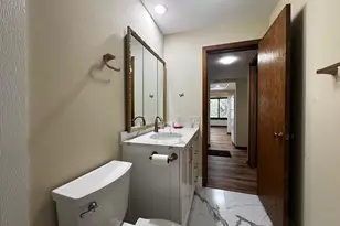 2803 Century Harbor Rd, Middleton, WI 53562 - Photo 20