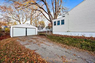 725 N Meadow Ln, Madison, WI 53705 - Photo 8