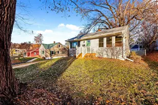 725 N Meadow Ln, Madison, WI 53705 - Photo 6