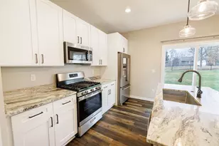 501 Teri Lee Ln, Orfordville, WI 53576 - Photo 10