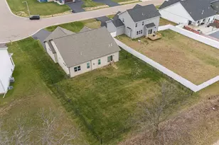 501 Teri Lee Ln, Orfordville, WI 53576 - Photo 34