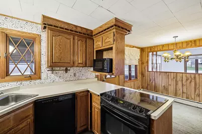 W7028 State Road 16, Pardeeville, WI 53954 - Photo 14