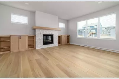 525 Clear Pond Way, Verona, WI 53593 - Photo 4