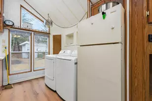 139 Sugar Maple Cir, Wisconsin Dells, WI 53965 - Photo 8