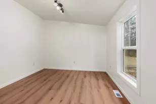 139 Sugar Maple Cir, Wisconsin Dells, WI 53965 - Photo 10