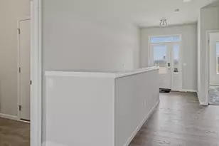 2038 Leopold Way, Sun Prairie, WI 53590 - Photo 2