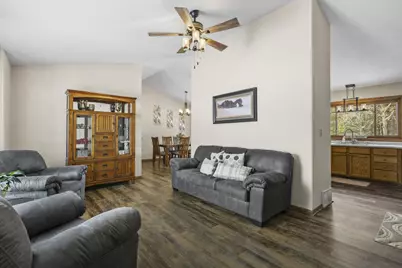 N5581 Star Branch Road, Pardeeville, WI 53954 - Photo 10