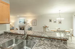 406 Bay Hill Dr, Madison, WI 53717 - Photo 16