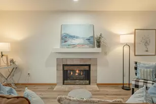 406 Bay Hill Dr, Madison, WI 53717 - Photo 8