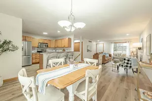 406 Bay Hill Dr, Madison, WI 53717 - Photo 12