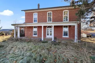 395 W Cedarville Rd, Freeport, IL 61032 - Photo 1