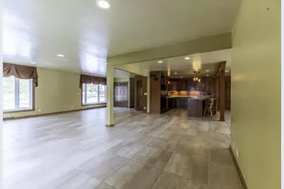 1135 Home Park Avenue, Janesville, WI 53545 - Photo 8