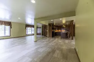 1135 Home Park Ave, Janesville, WI 53545 - Photo 8