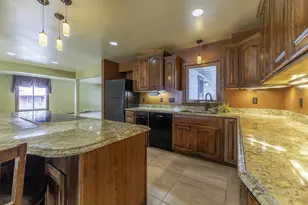 1135 Home Park Ave, Janesville, WI 53545 - Photo 6