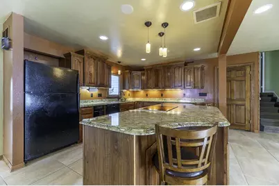 1135 Home Park Avenue, Janesville, WI 53545 - Photo 4