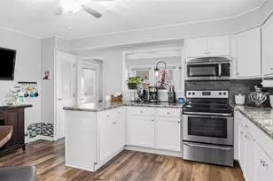 708 N Bequette St, Ridgeville, WI 53533 - Photo 22