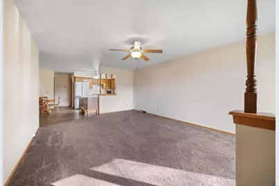 3205 Greenwood Drive, Janesville, WI 53546 - Photo 4