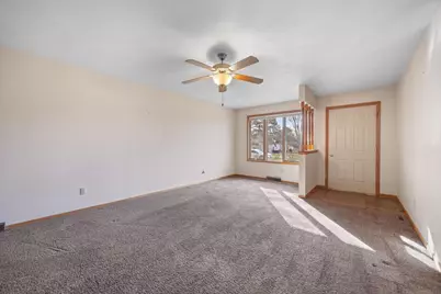 3205 Greenwood Drive, Janesville, WI 53546 - Photo 6