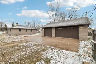 278 Central Ave, Montello, WI 53949 - Photo 2