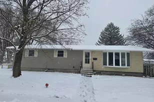 218 S Ohio St, Prairie Du Chien, WI 53821 - Photo 2