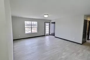 2929 Blue Jay Ln, Portage, WI 53901 - Photo 4