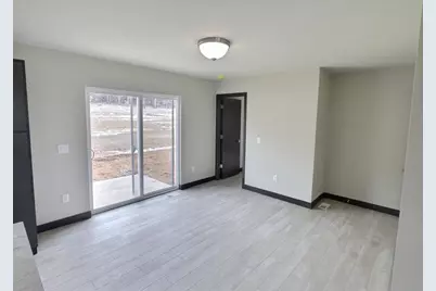 2929 Blue Jay Lane, Portage, WI 53901 - Photo 6