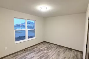 309 Prairie Hills Dr, Ridgeville, WI 53533 - Photo 12