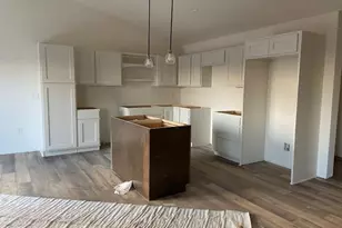 614 Roosevelt St, Baraboo, WI 53913 - Photo 6