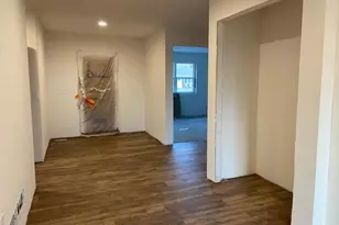 612 Roosevelt St, Baraboo, WI 53913 - Photo 2