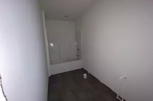 422 Eisenhower St, Baraboo, WI 53913 - Photo 10