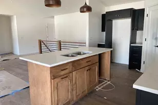 422 Eisenhower St, Baraboo, WI 53913 - Photo 10