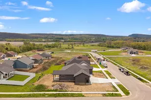 422 Eisenhower St, Baraboo, WI 53913 - Photo 50