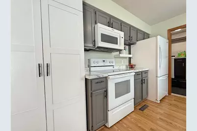 1419 Dayton Drive, Janesville, WI 53546 - Photo 8