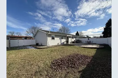 1419 Dayton Drive, Janesville, WI 53546 - Photo 2