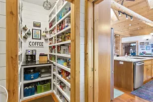 N4272 Sleepy Hollow Rd, Cambridge, WI 53523 - Photo 8