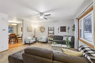 1164 Tifwood Dr, Jefferson, WI 53549 - Photo 6