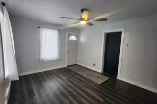 1315 Elizabeth St, Janesville, WI 53548 - Photo 4