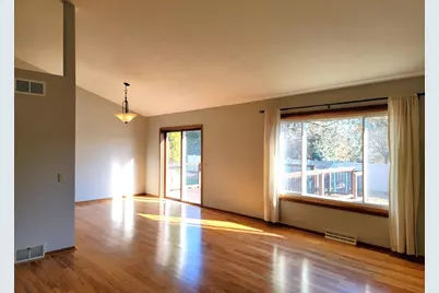 1823 Wallinford Drive, Sun Prairie, WI 53590 - Photo 6