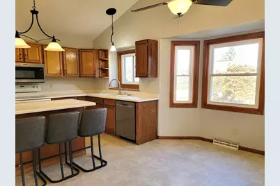 1823 Wallinford Drive, Sun Prairie, WI 53590 - Photo 18