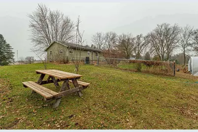 W5526 Rolling Acres Lane, Monroe, WI 53566 - Photo 46