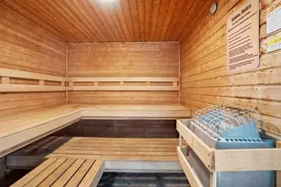 7102 Flagship Dr, Madison, WI 53719 - Photo 16