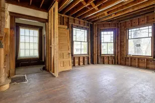 704 Ash St, Baraboo, WI 53913 - Photo 10