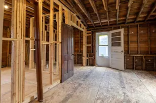 704 Ash St, Baraboo, WI 53913 - Photo 40