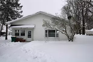 218 Dawson Ave, Beloit, WI 53511 - Photo 12